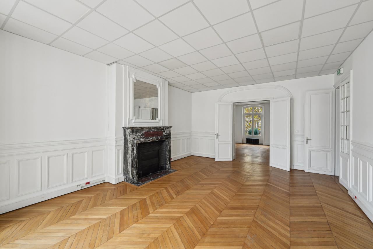 Bureau Paris 352m² Location bureau Paris OLBUR2422437 11